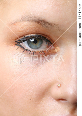 eye eye 11616786