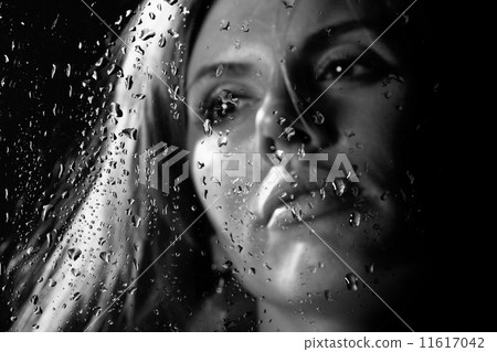 alone girl alone girl 11617042