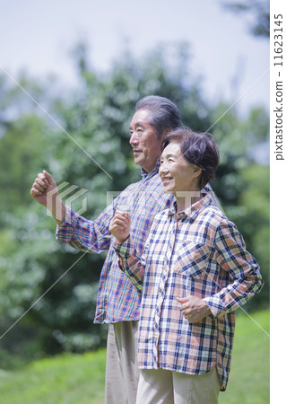 A couple taking a walk 11623145