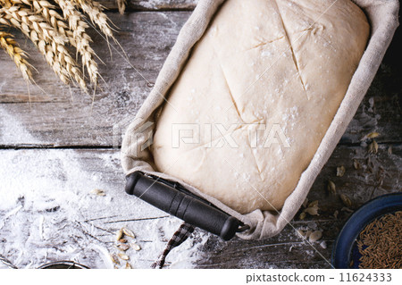 Baking bread Baking bread 11624333