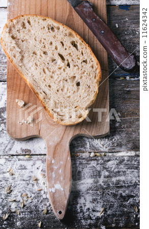Fresh bread Fresh bread 11624342