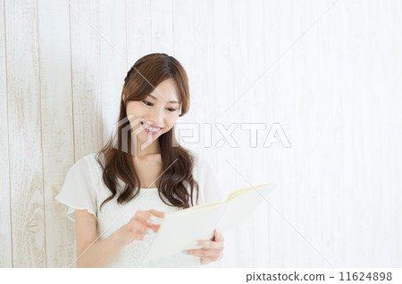 讀書的少婦 讀書的少婦 11624898