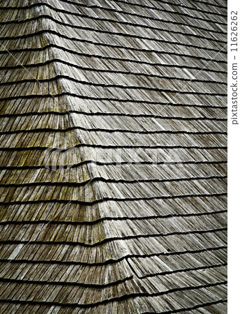 slant on shingles roof 11626262
