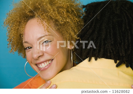 African couple hugging 11628082