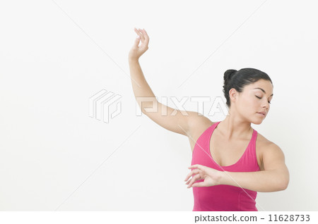 Teen girl gracefully dancing Teen girl gracefully dancing 11628733