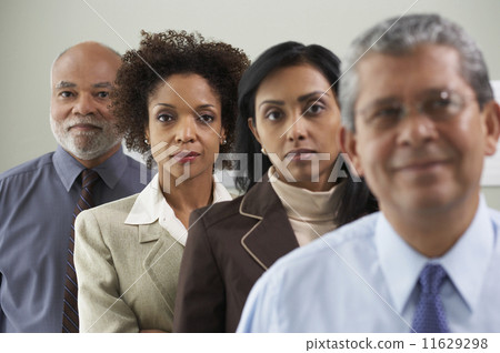Group portrait of businesspeople Group portrait of businesspeople 11629298