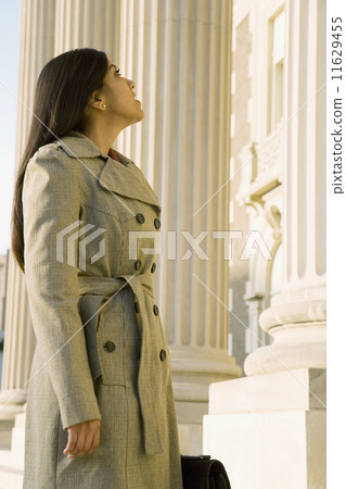 Indian businesswoman looking up 11629455