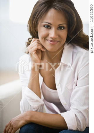 Portrait of Hispanic woman 11631590