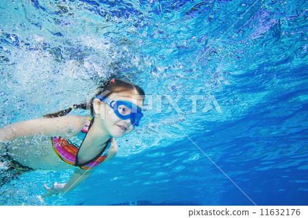 Underwater shot of Asian girl swimming 11632176