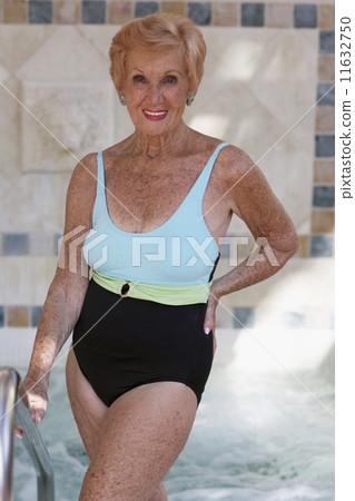 Senior woman wearing bathing suit 11632750