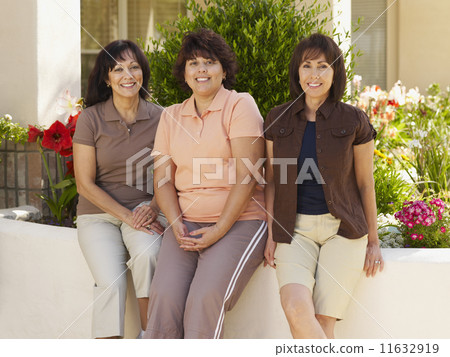 Portrait of three Hispanic women 11632919
