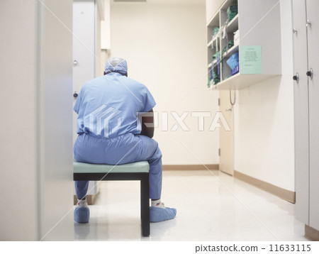 Male surgeon in locker room 11633115