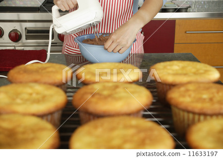 Rack of homemade cupcakes Rack of homemade cupcakes 11633197