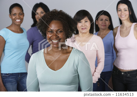 Group of multi-ethnic women Group of multi-ethnic women 11634513