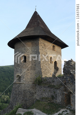 Tower of the Medieval Castle Somoska 11637881