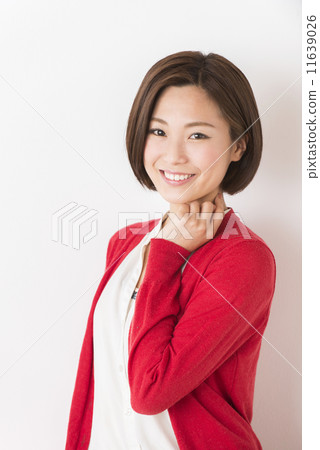 young woman young woman 11639026