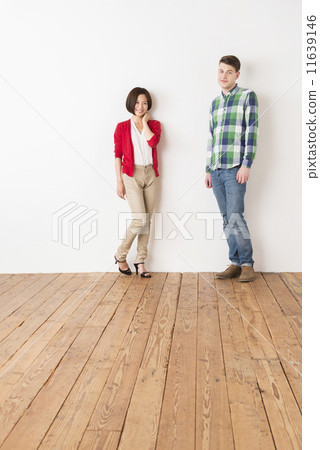 International marriage couple International marriage couple 11639146