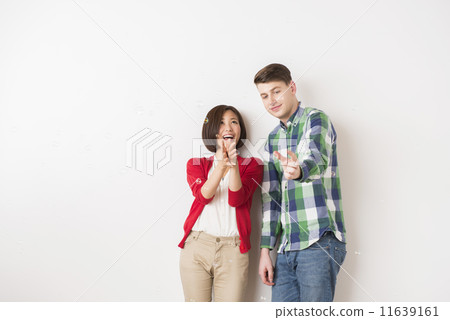 Soap bubble and international marriage couple Soap bubble and international marriage couple 11639161