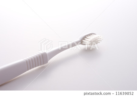 Toothbrush 11639852