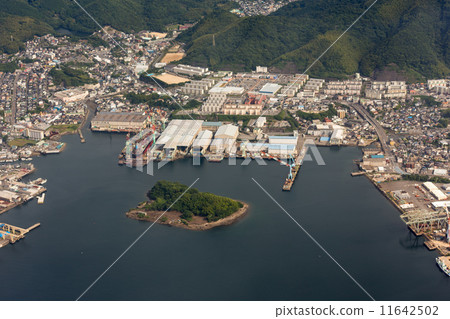 Aerial view of Nogijima and Nogijima in Nagasaki City 11642502