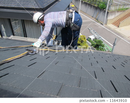 屋頂維修工作 屋頂維修工作 11643910