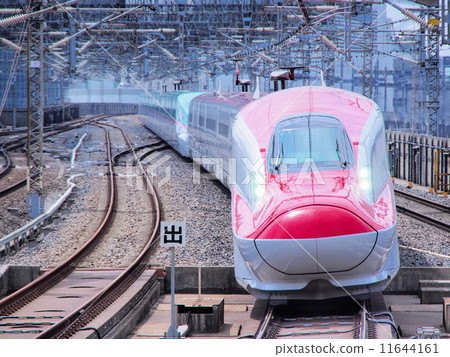 Shinkansen × Komachi × 17 both-car train 11644161