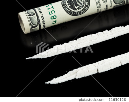 Cocaine and money 11650128