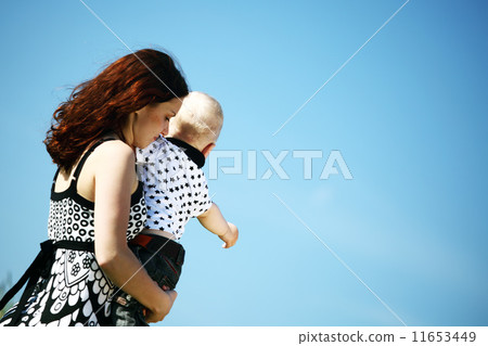 mother and son mother and son 11653449