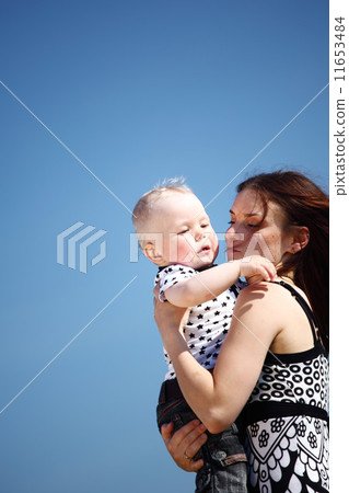 mother and son 11653484