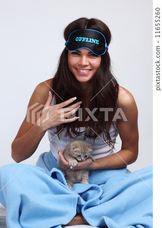 waking woman and cat 11655260