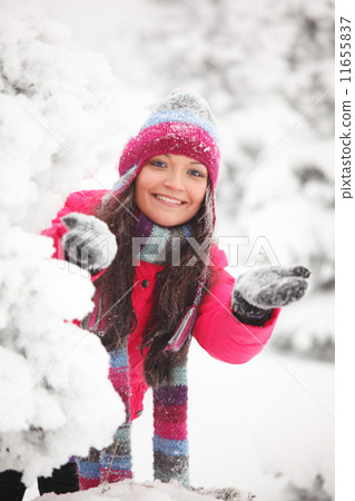 winter girl winter girl 11655837