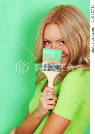 woman paint on wall woman paint on wall 11658712