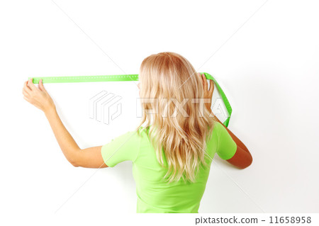 measuring wall 11658958