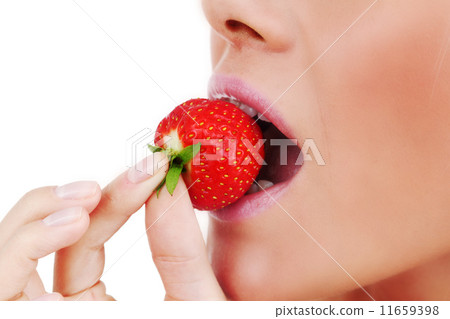 woman eat strawberry 11659398