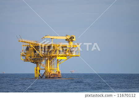 Production platform of oil and gas industry in offshore 11670112