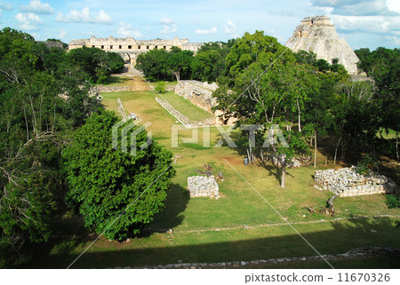 Mexico Uxmal remains Mexico Uxmal remains 11670326
