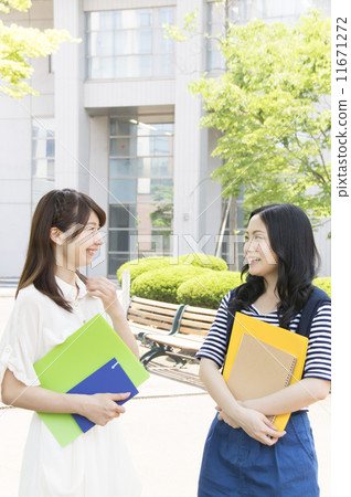 University student University student 11671272