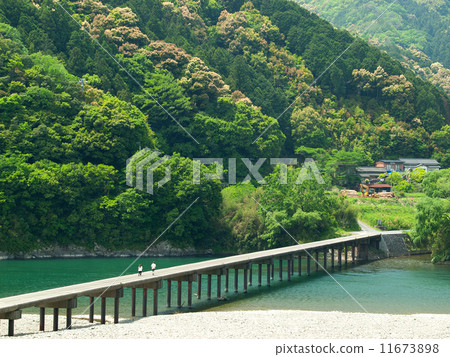 Katsushika Sediment Bridge 11673898