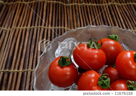 冷小番茄 11676188