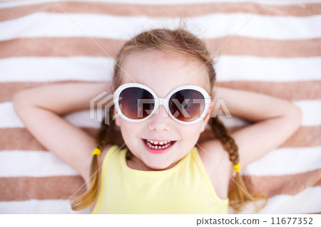 Adorable little girl on vacation 11677352