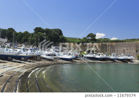 Fishery fishing port of Miura city, Kanagawa prefecture 11679374