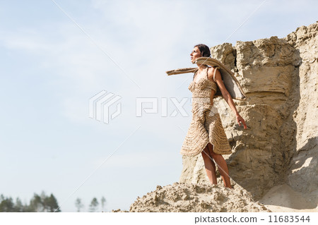 Glamorous woman 11683544