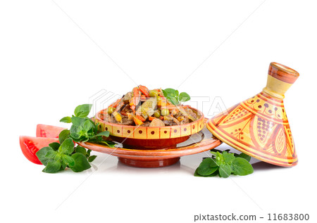 Meat in tajine 11683800