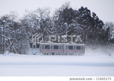 冬季Tazawako Line 701系列(未更新的汽車:盛岡⇔秋田) 冬季Tazawako Line 701系列(未更新的汽車:盛岡⇔秋田) 11685273