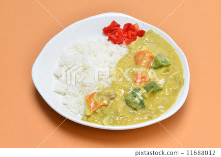 Curry and rice  11688012