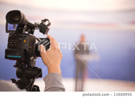 Television broadcasting Television broadcasting 11689950
