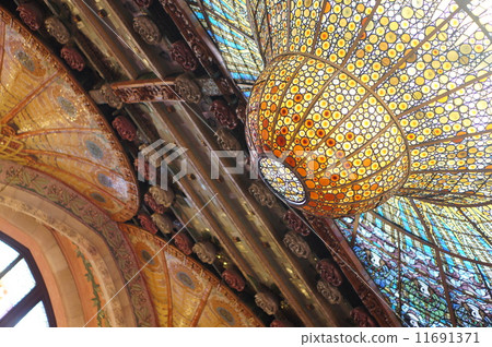 Stained glass of the Catalan music festival 11691371