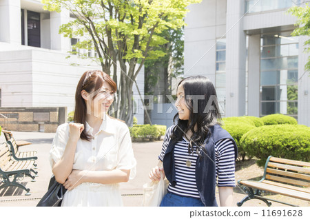 University student University student 11691628