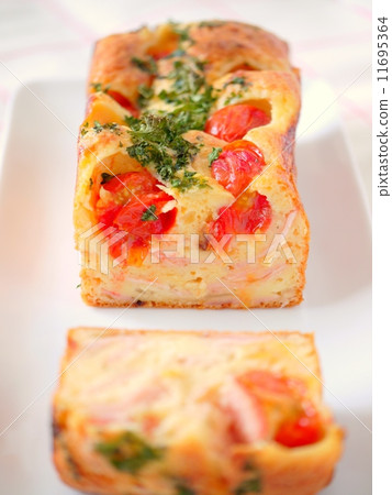 蛋糕·火腿和小西紅柿的Salé(切割圖像·縱向位置) 蛋糕·火腿和小西紅柿的Salé(切割圖像·縱向位置) 11695364