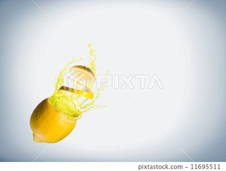 lemon and a splash of juice lemon and a splash of juice 11695511